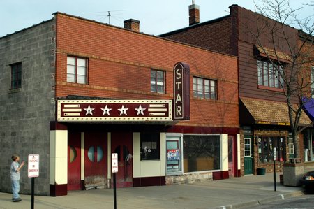 Star Theatre - Front Of Building (newer photo)